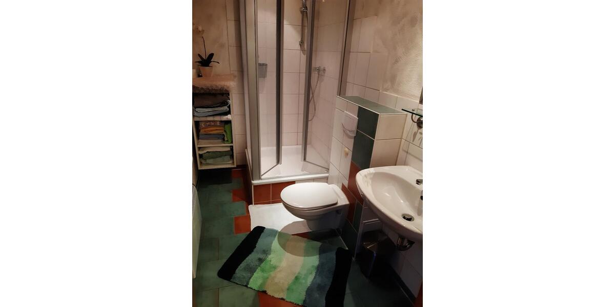 Wohnen auf Zeit Rostock Alt Bartelsdorf - 3 Zimmer, 36 m&sup2;, 60&euro; | Angebot:26367984