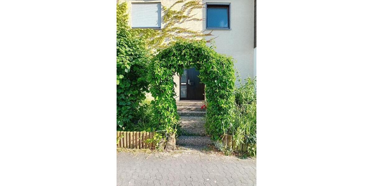 1-Zimmer in 3er-WG in Doppelhaushälfte 1 zimmer