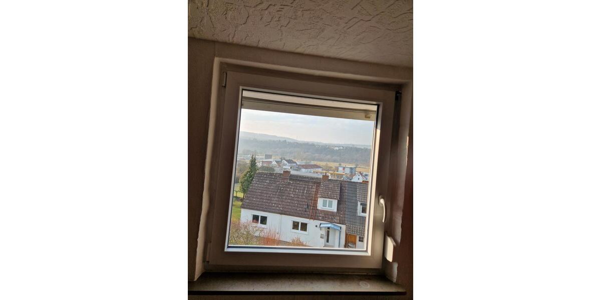 Dachgeschoßwohnung Melsungen - 4 Zimmer, 120 m&sup2;, 670&euro; | Angebot:26221070