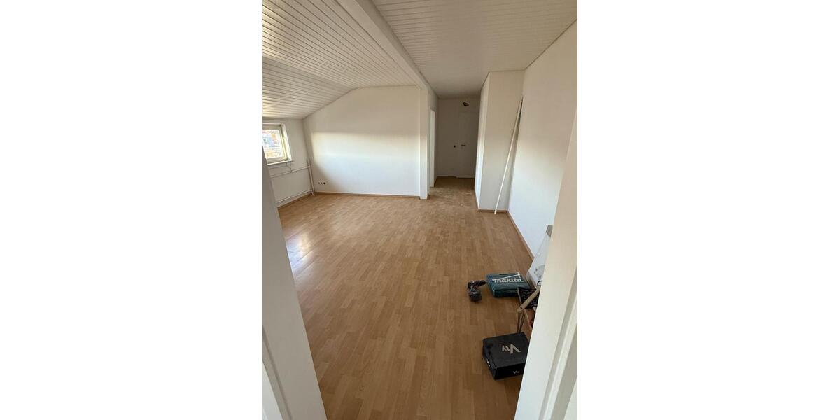 Dachgeschoßwohnung Balingen - 2 Zimmer, 68 m&sup2;, 800&euro; | Angebot:25781806