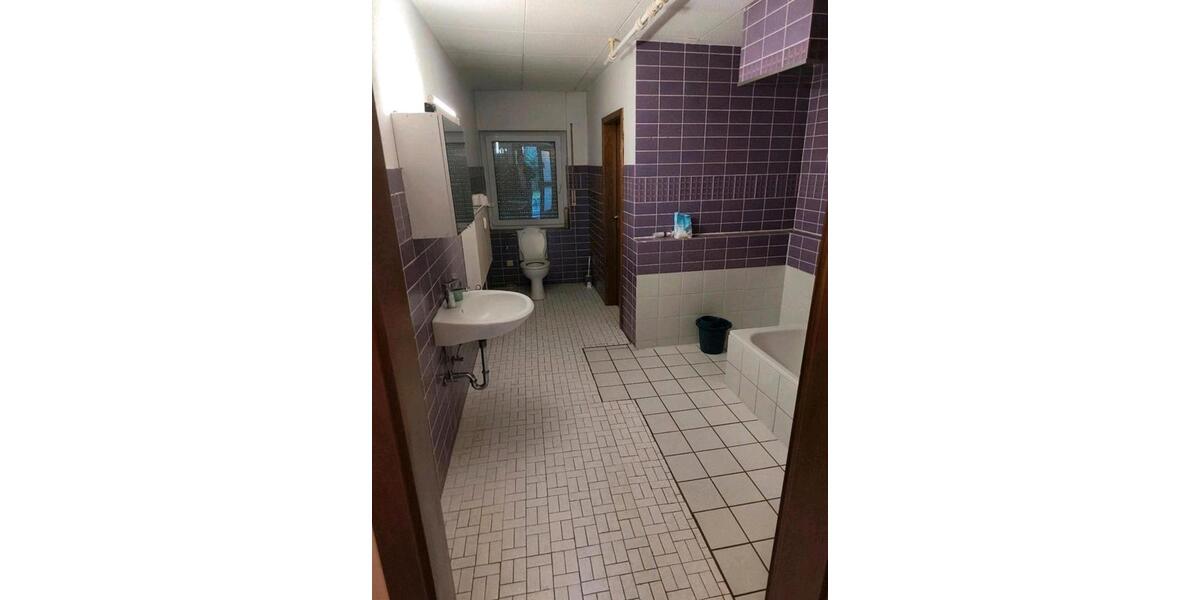 Erdgeschoßwohnung Bielefeld Mitte - 4 Zimmer, 100 m&sup2;, 1.200&euro; | Angebot:26026040