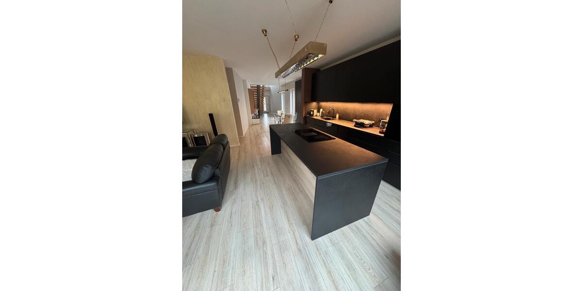 Doppelhaushälfte Bergisch Gladbach Alt-Frankenforst - 5 Zimmer, 165 m&sup2;, 2.000&euro; | Angebot:24533072