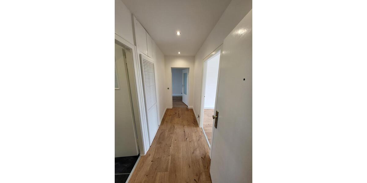 Etagenwohnung Bitterfeld-Wolfen Bitterfeld - 5 Zimmer, 117 m&sup2;, 877&euro; | Angebot:26445689