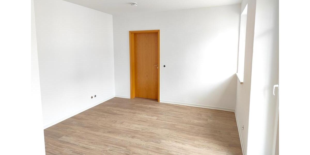 Etagenwohnung Triptis - 2 Zimmer, 49 m&sup2;, 345&euro; | Angebot:26561603