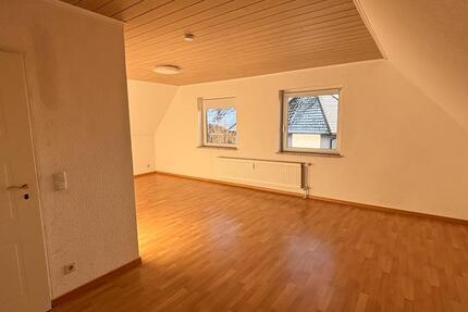 3-Zimmer-Wohnung (79 m²) im OG eines Einfamilienhauses 3 zimmer