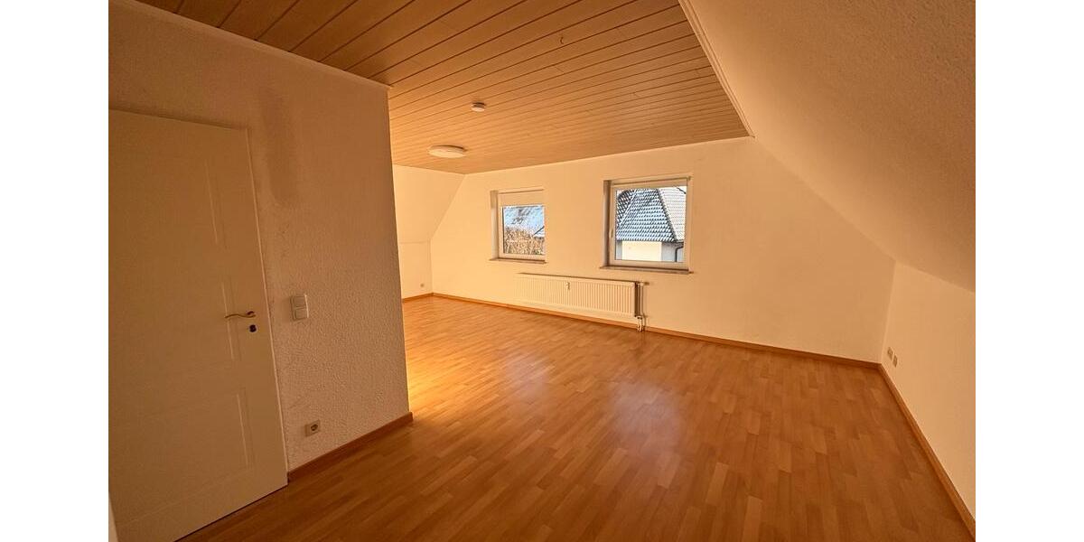 3-Zimmer-Wohnung (79 m²) im OG eines Einfamilienhauses 3 zimmer