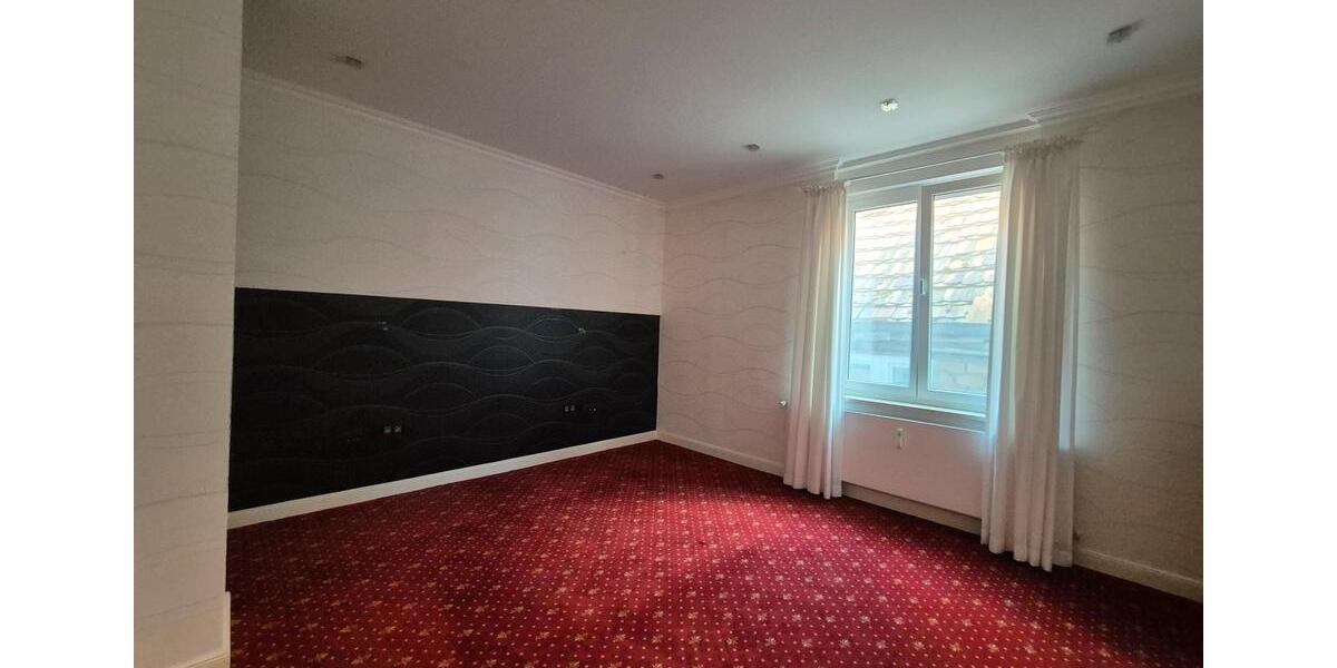 Etagenwohnung Bad Sülze - 4.5 Zimmer, 138 m&sup2;, 1.040&euro; | Angebot:26043906