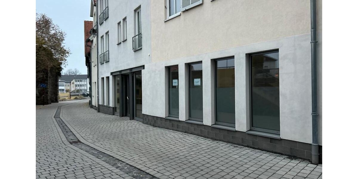 Gewerbeobjekt Butzbach - 1.000&euro; | Angebot:23390352