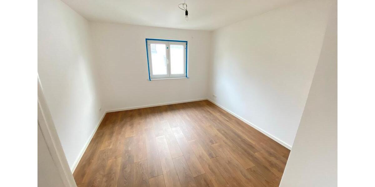 Etagenwohnung Schorndorf - 3.5 Zimmer, 82 m&sup2;, 1.300&euro; | Angebot:26600785