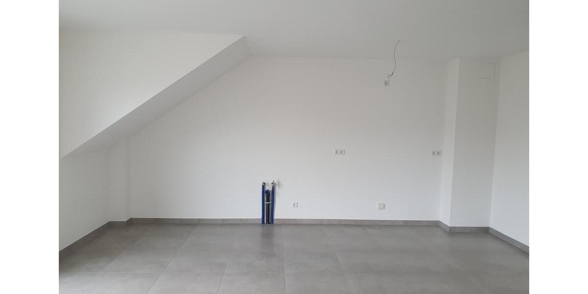 Dachgeschoßwohnung Fürth Atzenhof - 2 Zimmer, 69 m&sup2;, 1.050&euro; | Angebot:24655878