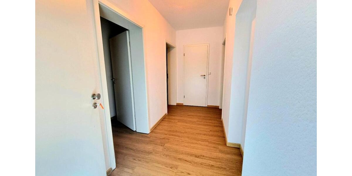 Etagenwohnung Kastellaun - 3 Zimmer, 90 m&sup2;, 750&euro; | Angebot:26039216