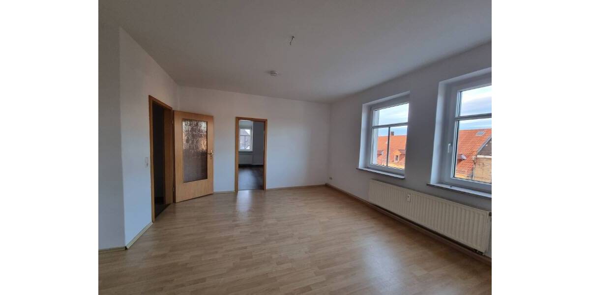 Etagenwohnung Glauchau - 2 Zimmer, 72 m&sup2;, 330&euro; | Angebot:19320675