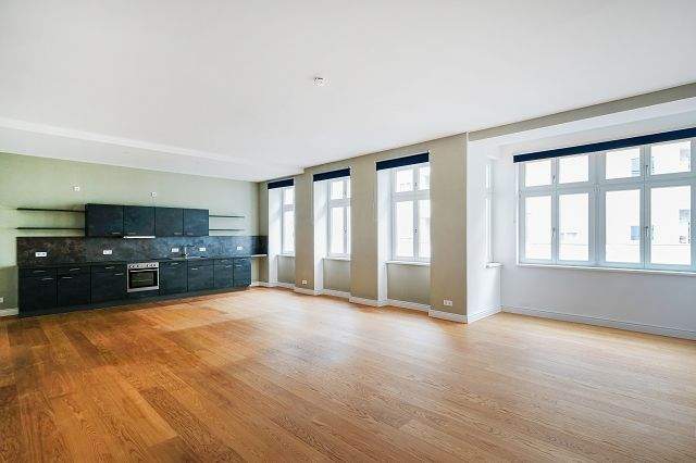 Exklusive Wohnung im Haus Runge: Leben auf höchstem Niveau in bester Lage 2 zimmer