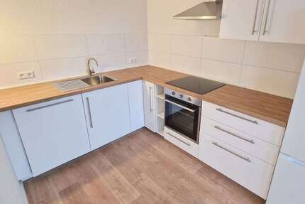 Wohnung Halle Halle-Neustadt - 5 Zimmer, 81 m&sup2;, 650&euro; | Angebot:25976606