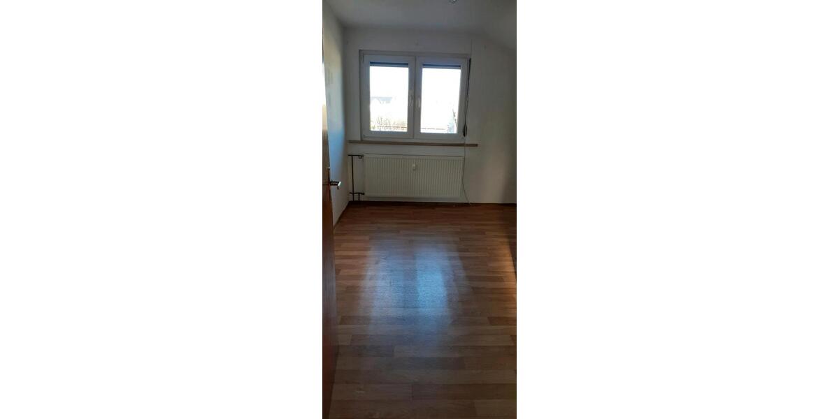 Etagenwohnung Fahrenbach - 2 Zimmer, 53 m&sup2;, 500&euro; | Angebot:26490177