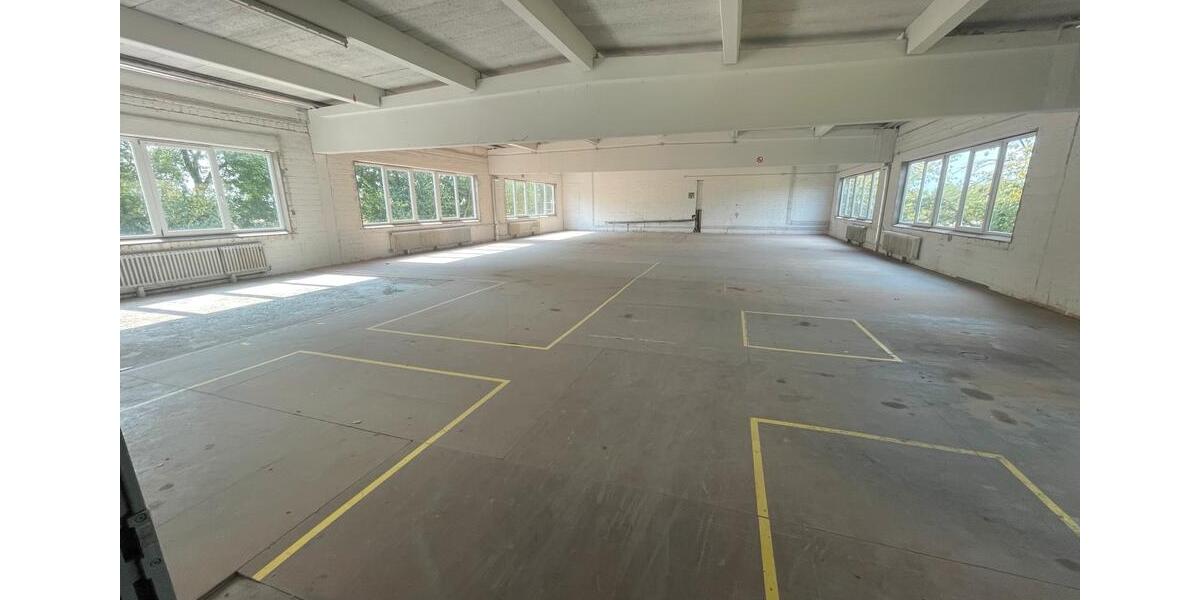 324 qm Lagerraum hell und trocken 1.OG zimmer