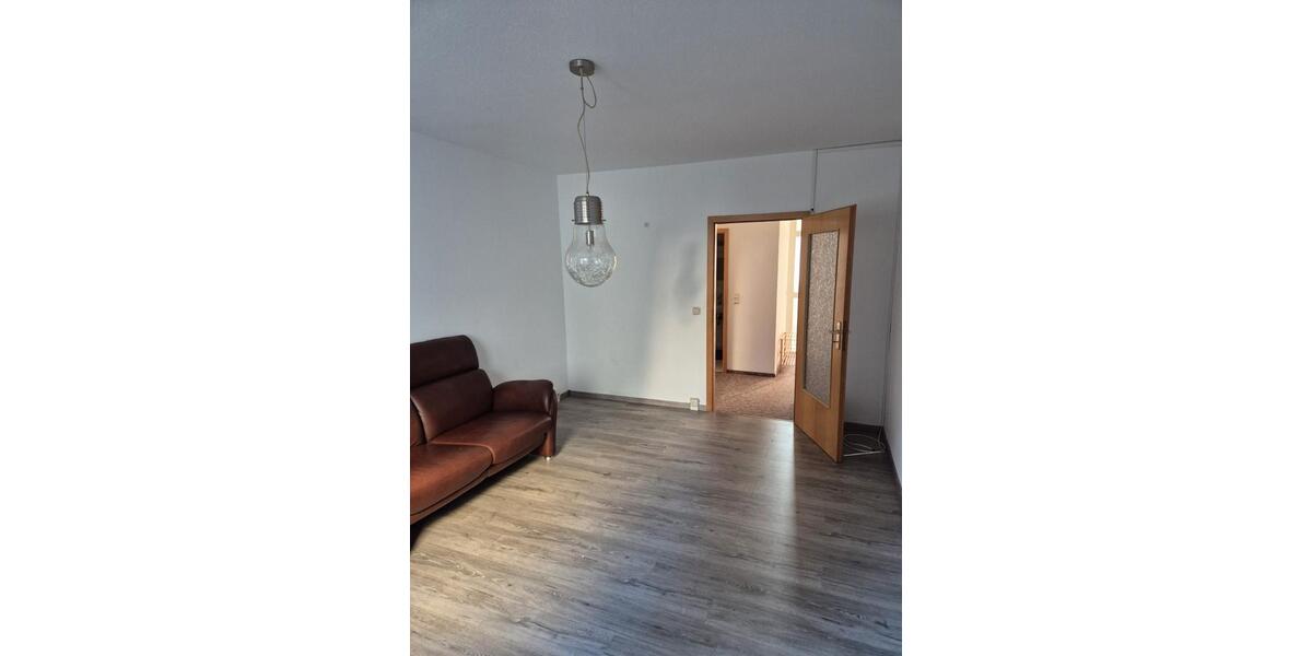 Etagenwohnung Wasungen - 2 Zimmer, 51 m&sup2;, 330&euro; | Angebot:26662240