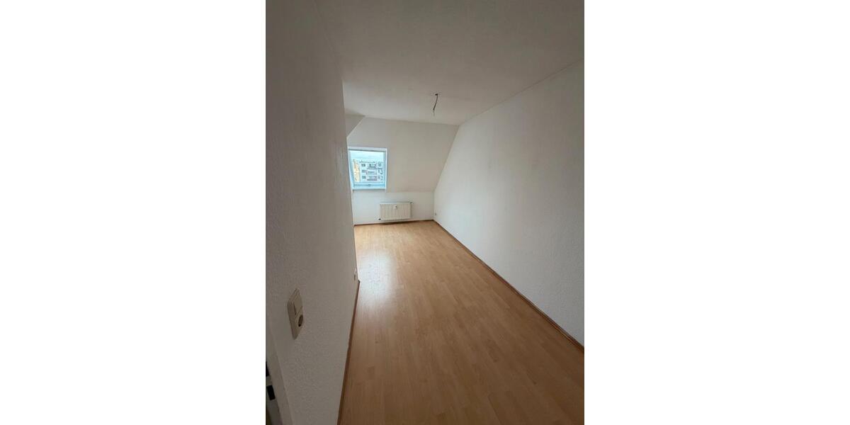 Wohnen auf Zeit Leipzig Ost - 1 Zimmer, 15 m&sup2;, 325&euro; | Angebot:26689226