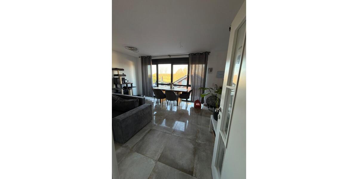 Etagenwohnung Hückelhoven - 3 Zimmer, 96 m&sup2;, 1.150&euro; | Angebot:24755768