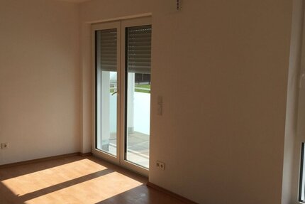 Moderne 3 Zimmer-Whg- WFL ca. 92 m² mit 2. Badezimmer Südbalkon Aufzug Garage - ab sofort zu vermieten. - Wohnung Neunburg vorm Wald | Angebot:26248668