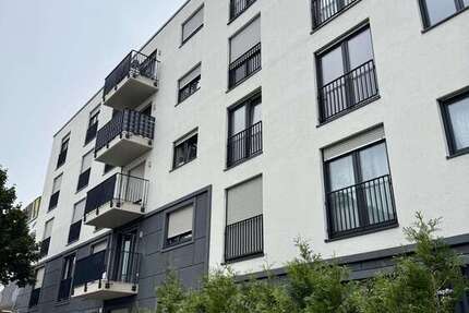 Wohnung zum Mieten in Düsseldorf 950,94 € 100.1 m² 3 zimmer