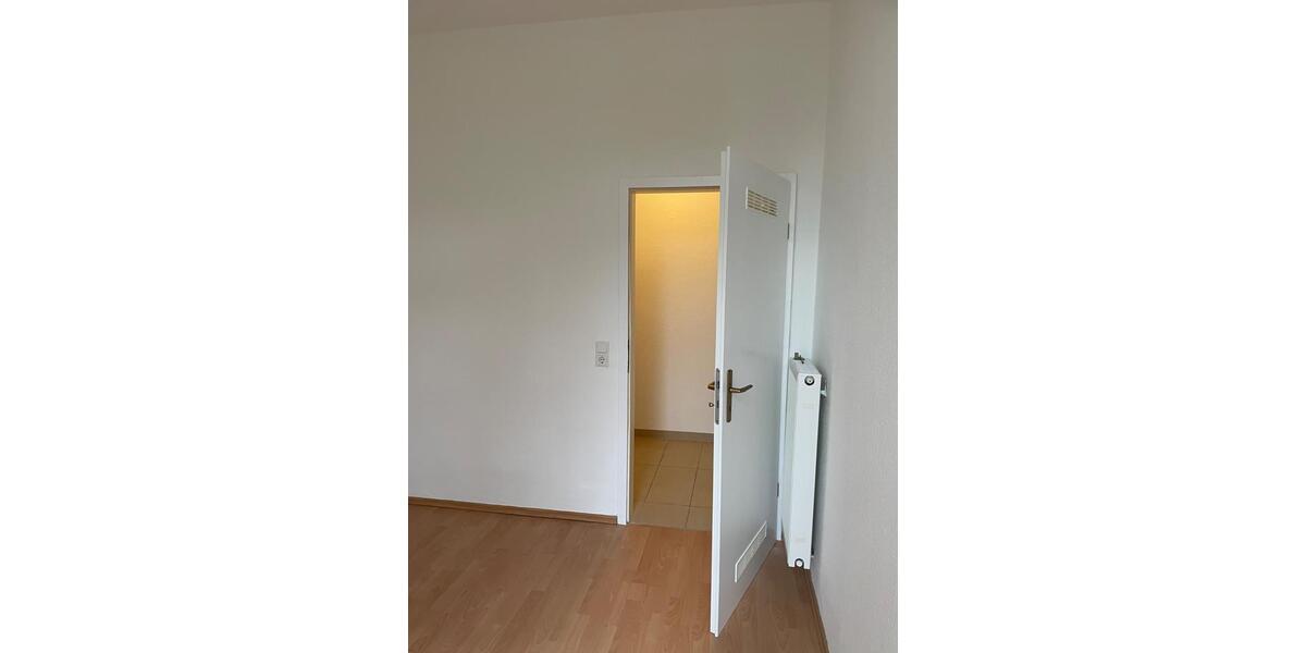 Erdgeschoßwohnung Wuppertal Brill - 1 Zimmer, 45 m&sup2;, 400&euro; | Angebot:26483939