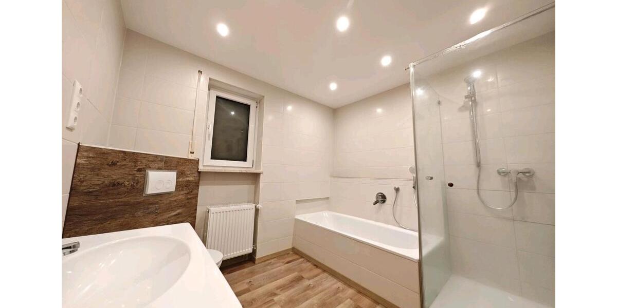 Etagenwohnung Sinzing - 3.5 Zimmer, 104 m&sup2;, 1.200&euro; | Angebot:24465484