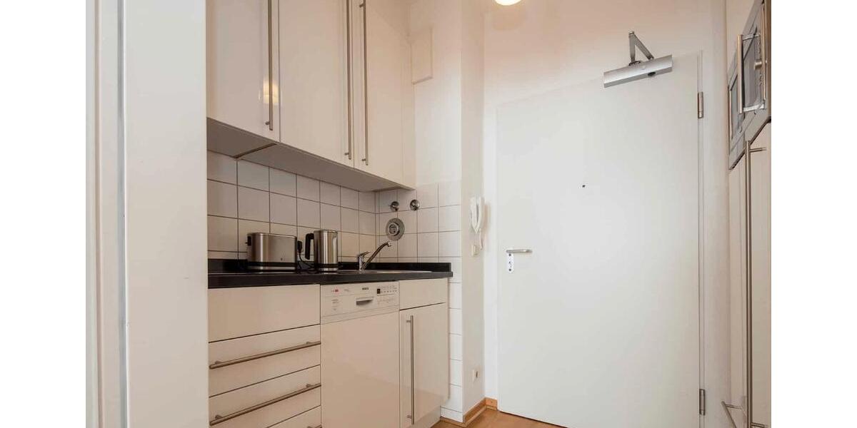 Etagenwohnung München Schwabing-Freimann - 2 Zimmer, 47 m&sup2;, 1.780&euro; | Angebot:15375277