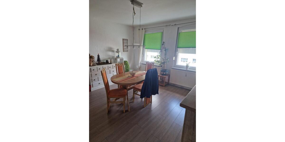 Dachgeschoßwohnung Burg - 2 Zimmer, 70 m&sup2;, 420&euro; | Angebot:24001915