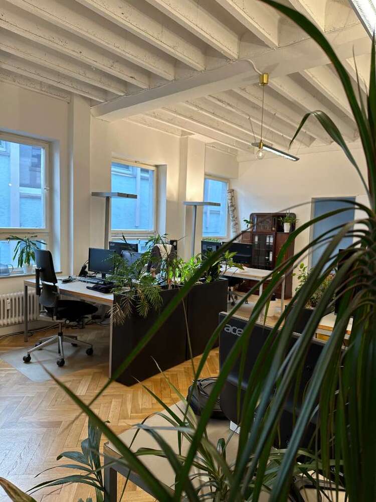 Büro in Stuttgart 400 € 8 m²