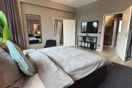 Wohnen auf Zeit Oldenburg Dobbenviertel - 5 Zimmer, 120 m&sup2;, 270&euro; | Angebot:26544609