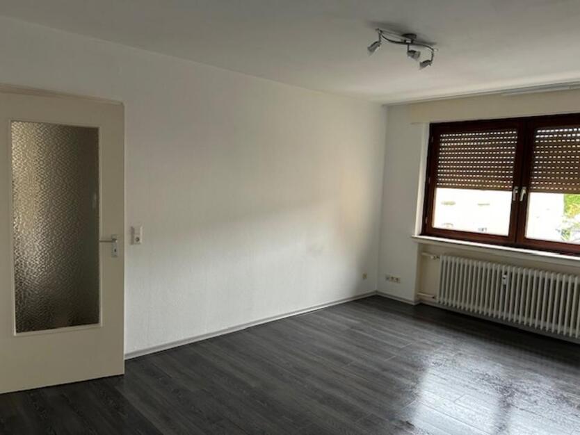 Helle 2-Zimmer-Wohnung im 1. OG in Bad Salzuflen zimmer