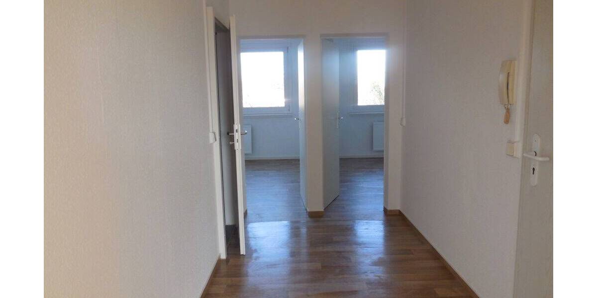 Etagenwohnung Dessau-Roßlau Süd - 3 Zimmer, 57 m&sup2;, 337&euro; | Angebot:26141003