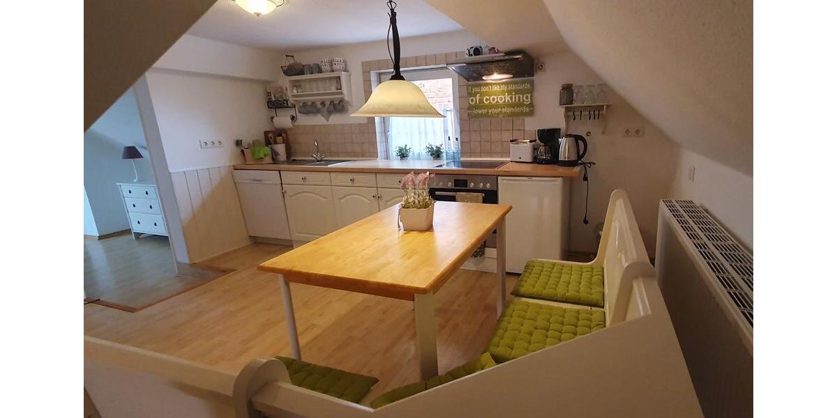 Dachgeschoßwohnung Ziesar - 2 Zimmer, 61 m&sup2;, 380&euro; | Angebot:24744105