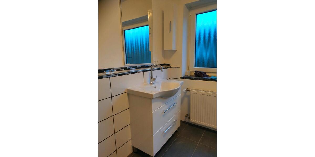 Etagenwohnung Donaustauf - 3 Zimmer, 85 m&sup2;, 1.200&euro; | Angebot:24992300