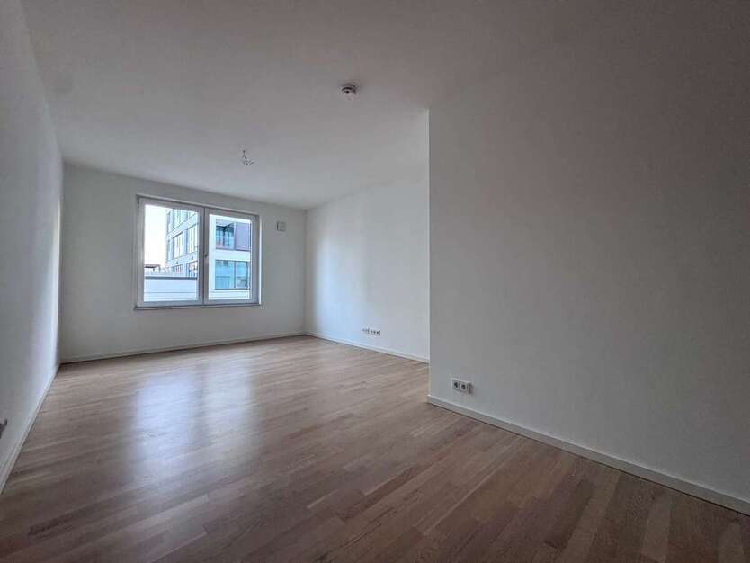Wohnung zum Mieten in Berlin 1.700 € 81.6 m² 3 zimmer