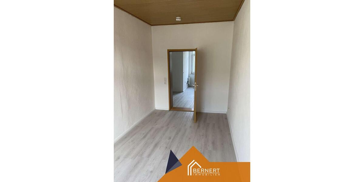 Etagenwohnung Oelsnitz (Vogtland) - 1 Zimmer, 33 m&sup2;, 230&euro; | Angebot:25131601