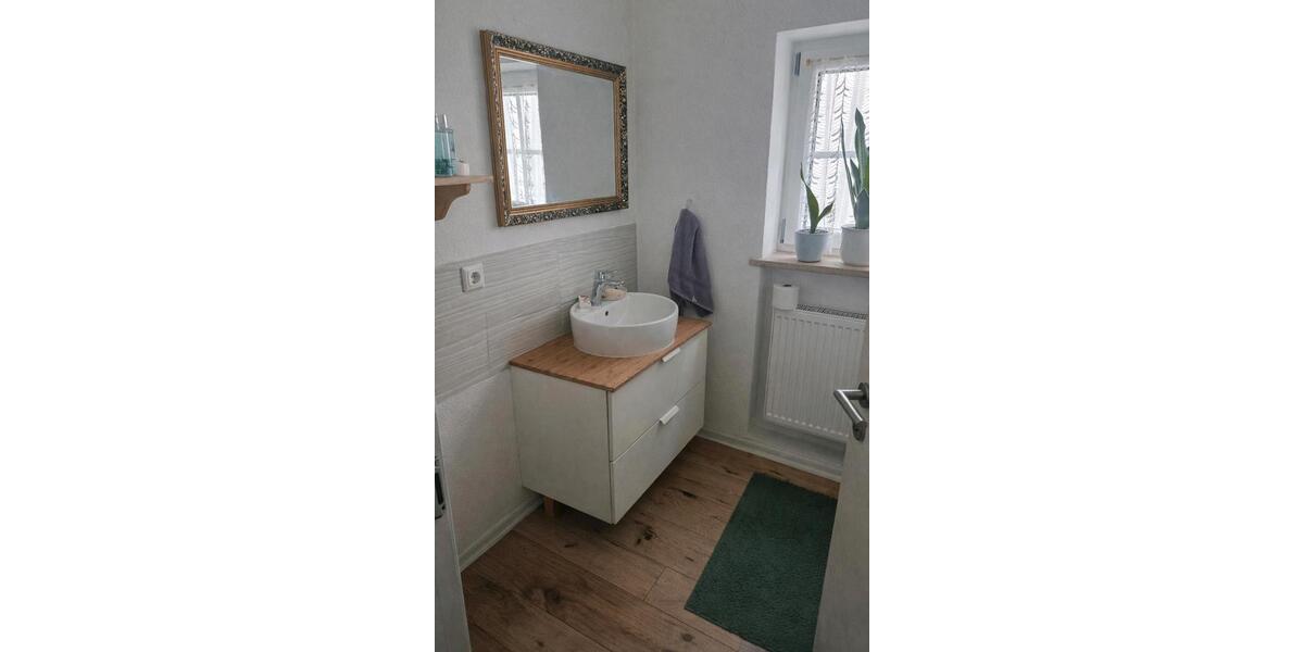 Etagenwohnung Ampfing - 3 Zimmer, 92 m&sup2;, 1.000&euro; | Angebot:25715357