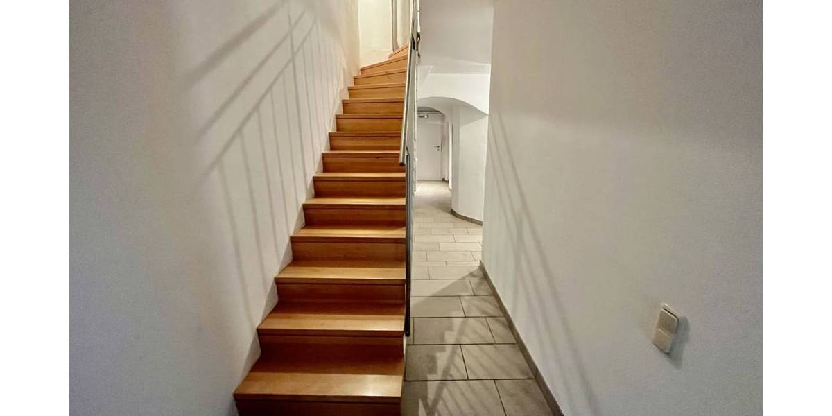 Etagenwohnung Passau Altstadt - 4 Zimmer, 126 m&sup2;, 1.300&euro; | Angebot:26514899