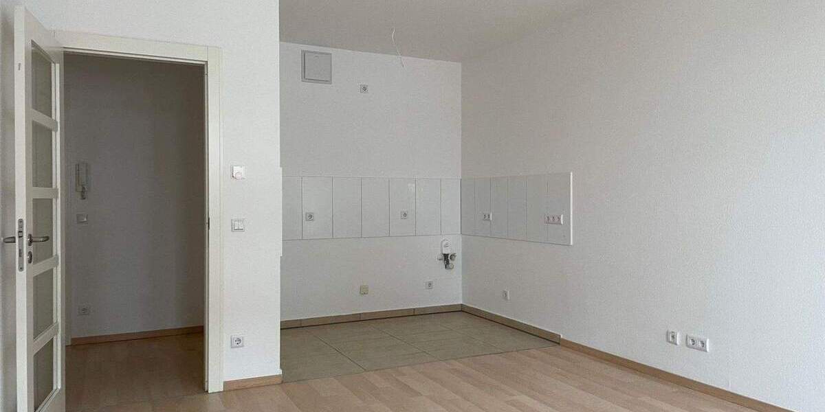 Etagenwohnung Limbach-Oberfrohna Oberfrohna - 2 Zimmer, 48 m&sup2;, 290&euro; | Angebot:24823873