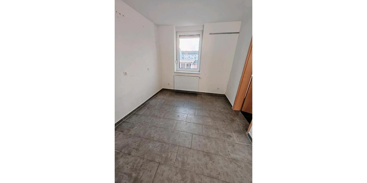 Etagenwohnung Staßfurt Löderburg - 3 Zimmer, 85 m&sup2;, 500&euro; | Angebot:24354395