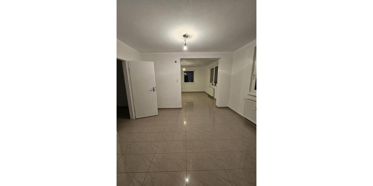 Etagenwohnung Groß-Gerau Gerau - 3 Zimmer, 89 m&sup2;, 1.400&euro; | Angebot:25752123