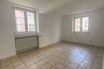 Wohnung zum Mieten in Moers 240 € 34.39 m² 2 zimmer