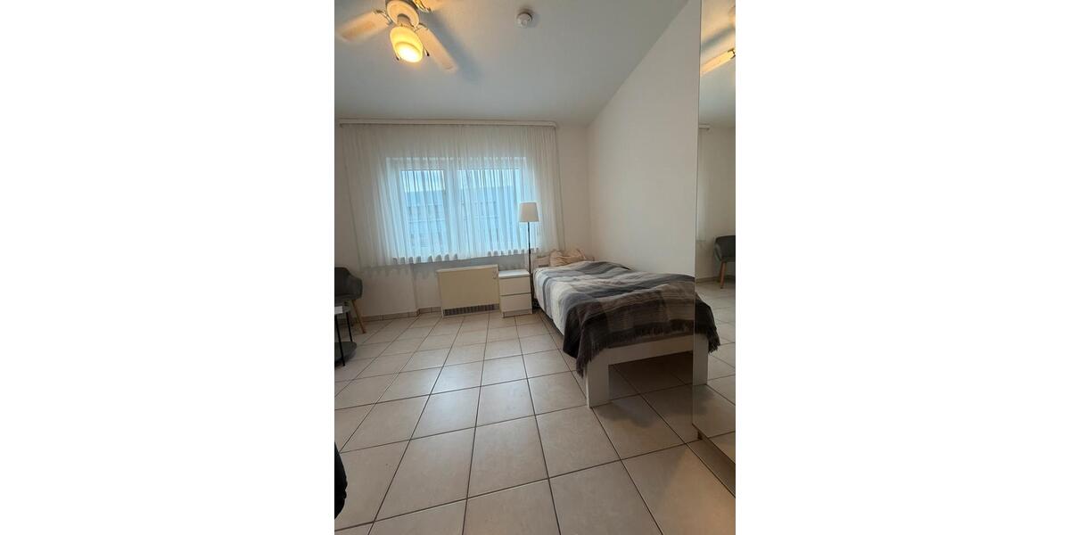 Hochparterre Mörfelden-Walldorf Walldorf - 1 Zimmer, 20 m&sup2;, 415&euro; | Angebot:24868883