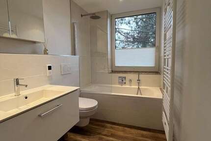 Wohnung Hamburg Wandsbek - 2 Zimmer, 55 m&sup2;, 990&euro; | Angebot:26759725