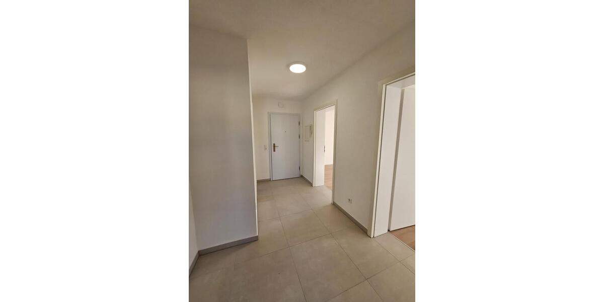 Etagenwohnung Weinsberg - 3 Zimmer, 66 m&sup2;, 975&euro; | Angebot:24240055