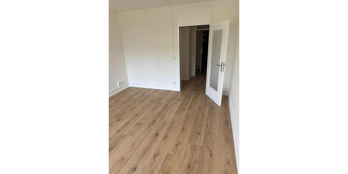 Etagenwohnung Laatzen - 2 Zimmer, 52 m&sup2;, 428&euro; | Angebot:25079784