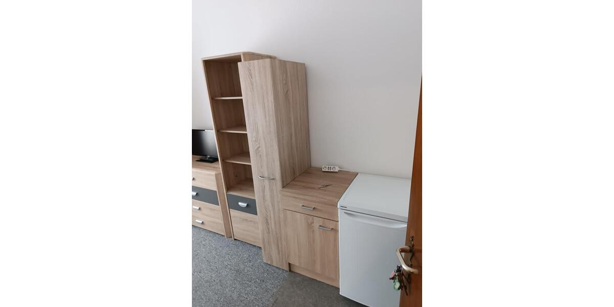 Etagenwohnung Köln Rodenkirchen - 1 Zimmer, 16 m&sup2;, 400&euro; | Angebot:26315026