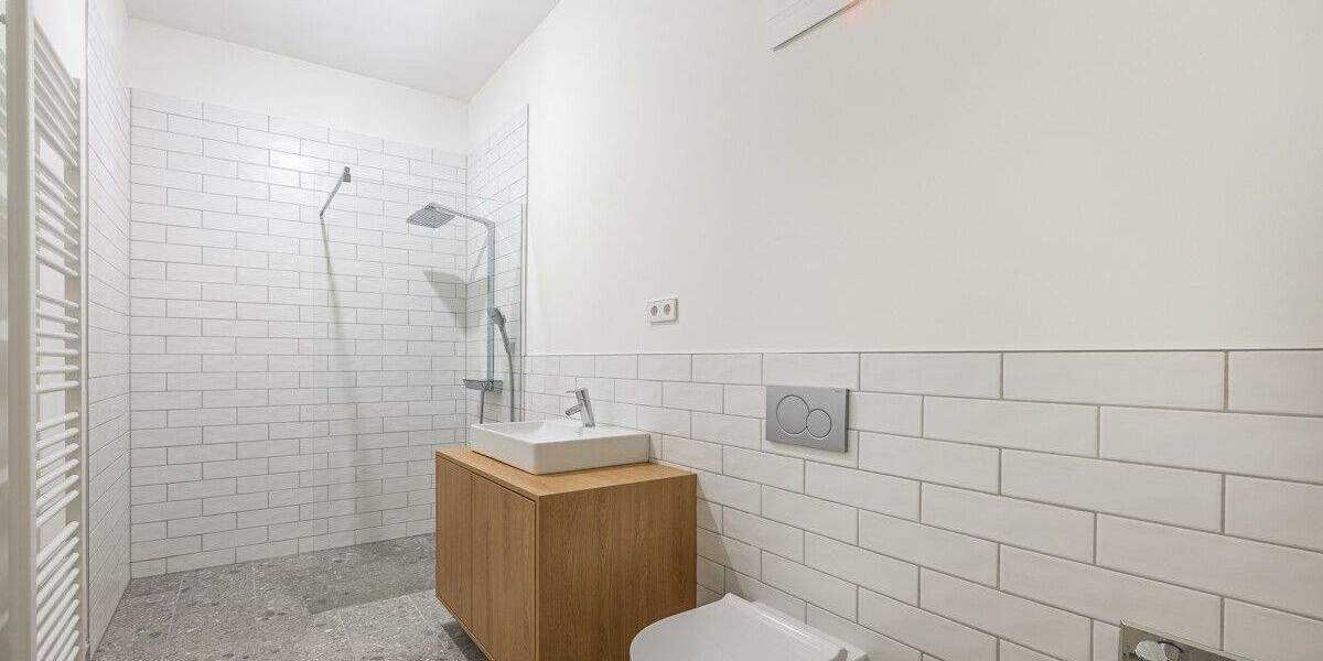 Etagenwohnung Hamburg Neustadt - 3 Zimmer, 90 m&sup2;, 2.571&euro; | Angebot:25139425