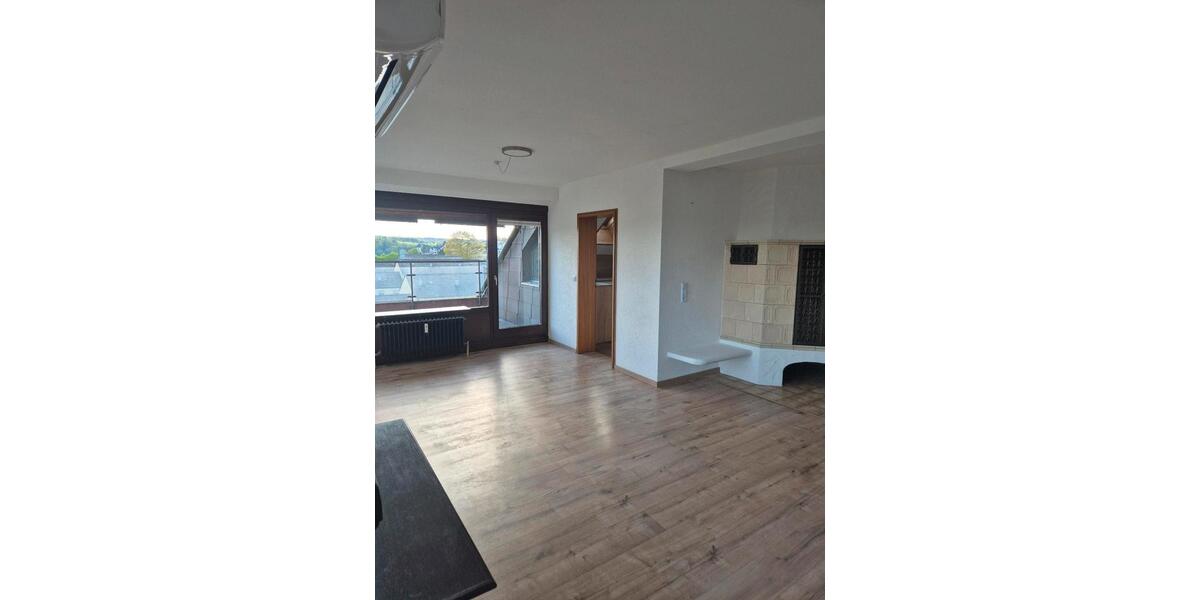 Maisonettenwohnung Altensteig - 5 Zimmer, 140 m&sup2;, 950&euro; | Angebot:26477354